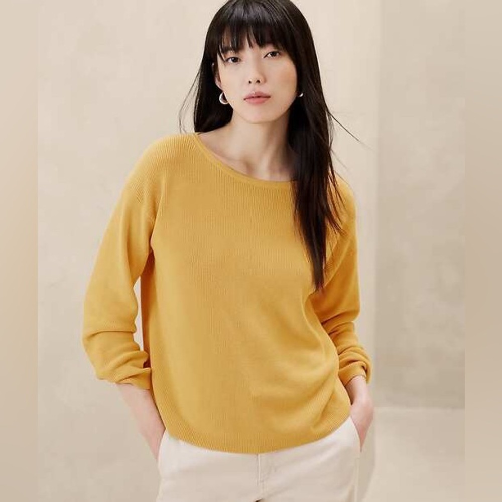 Banana Republic mustard yellow gold sweater